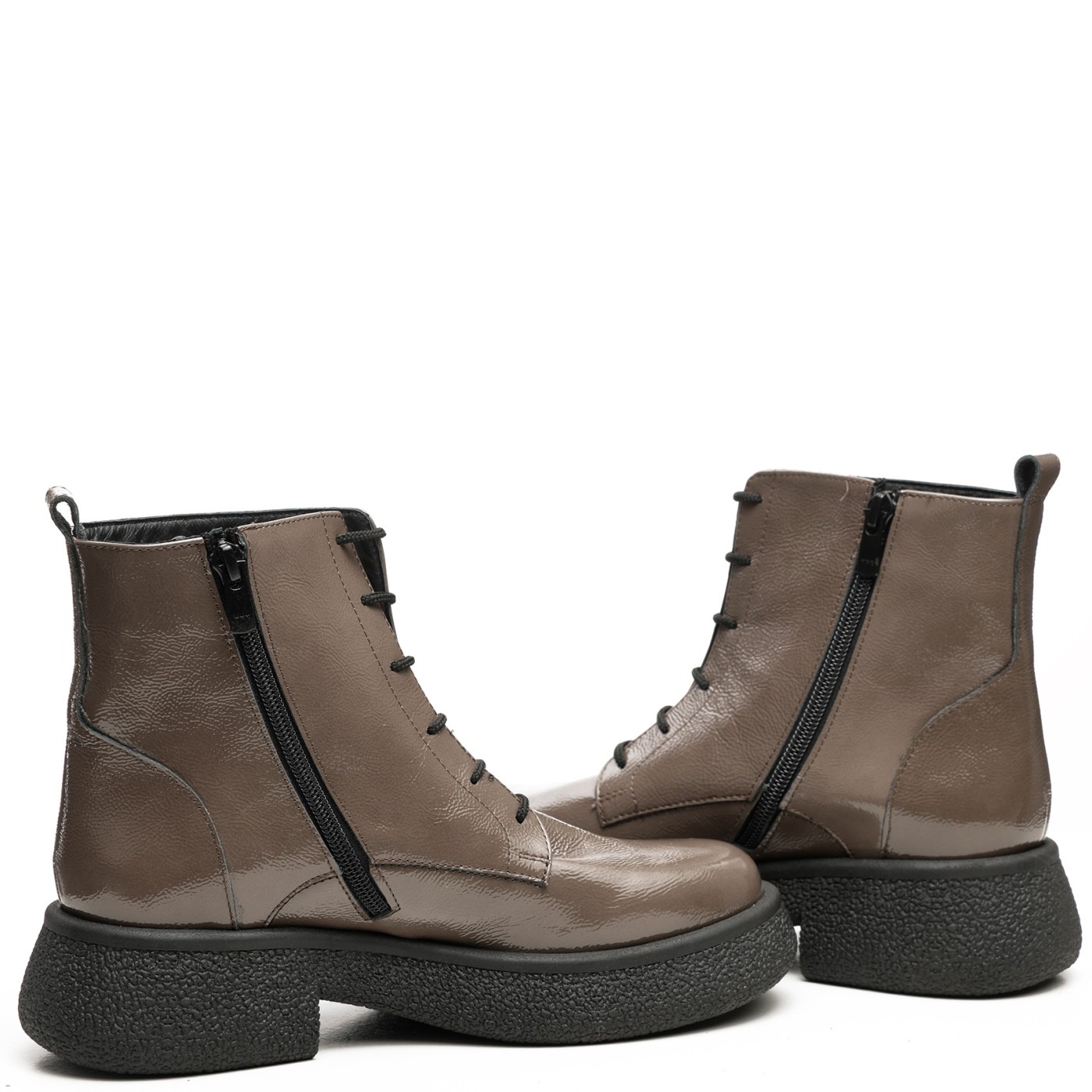 DERBY 1145-HELMUT GREY