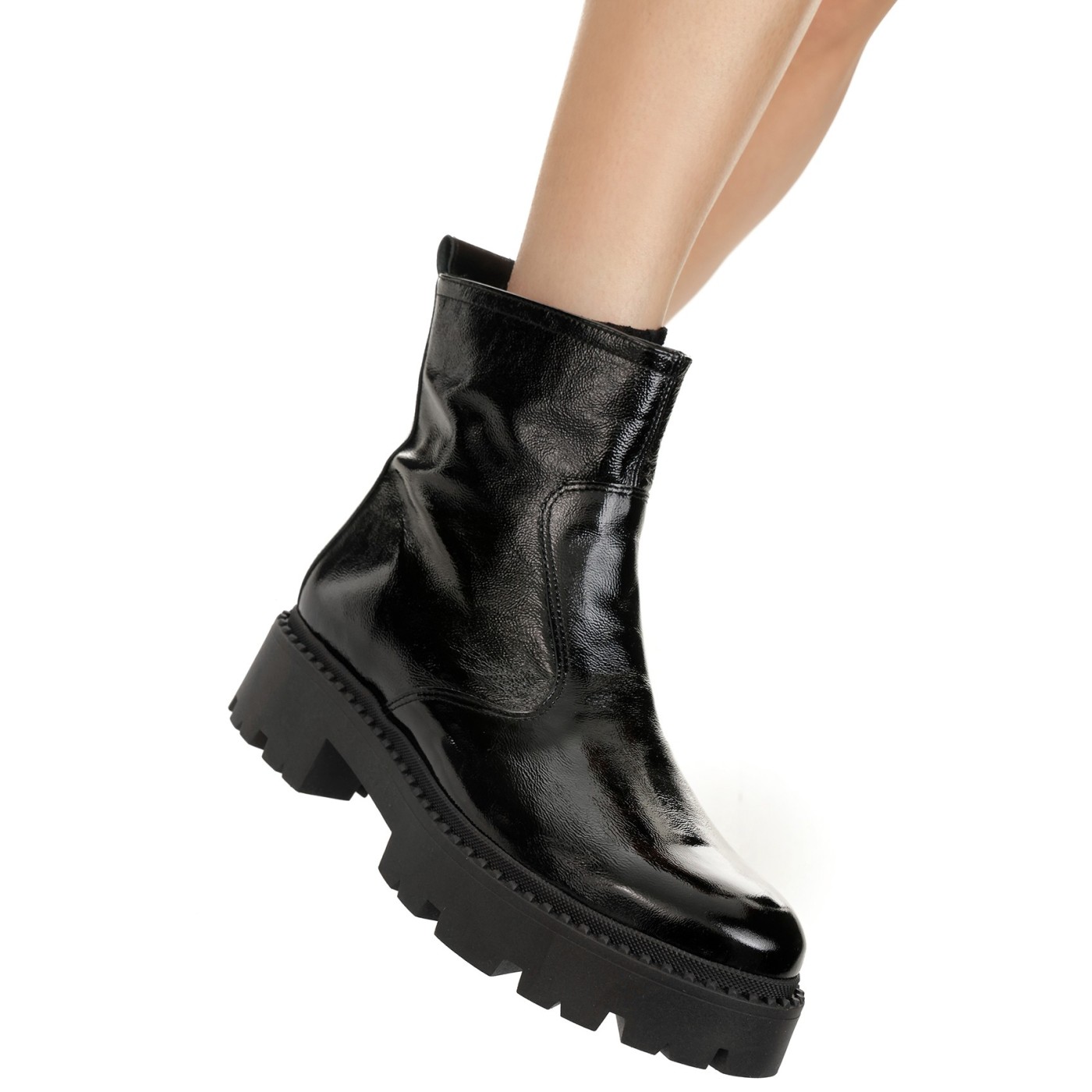 ΜΠΟΤΑΚΙΑ 946-MAGUIRE BLACK