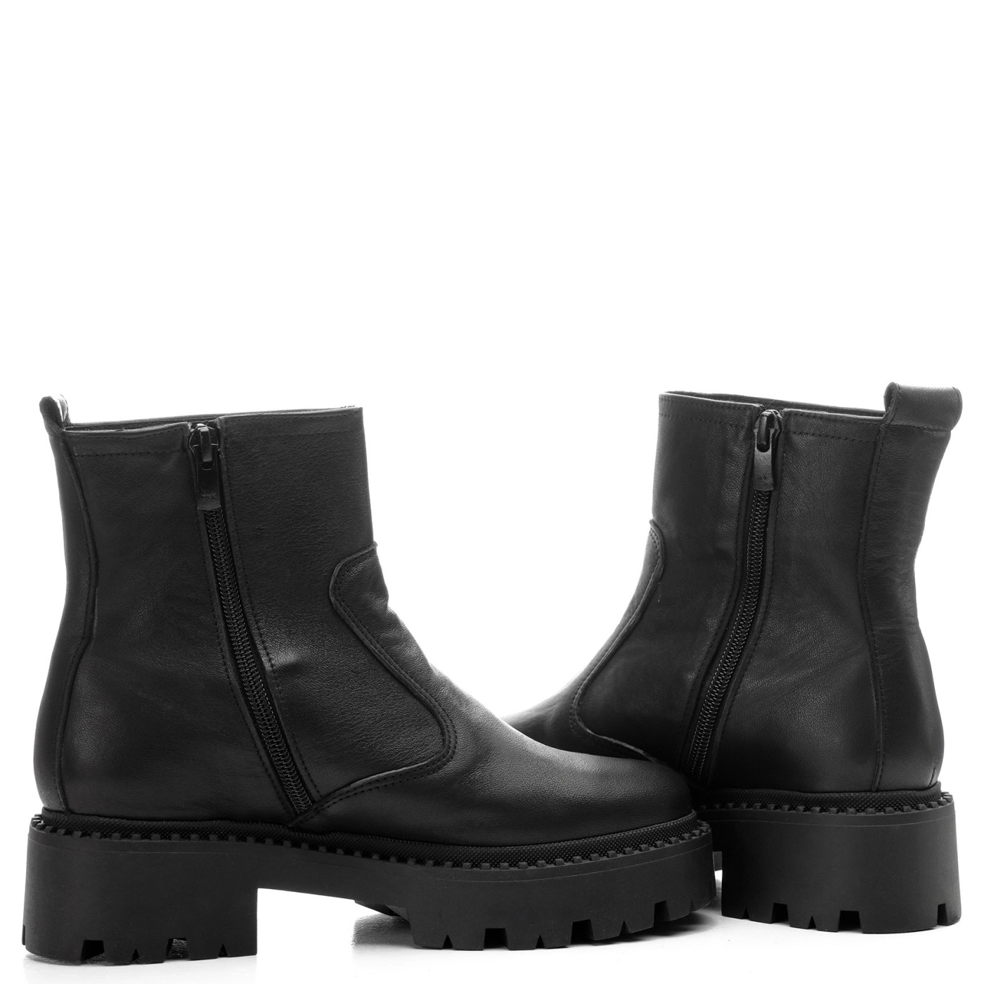 ΜΠΟΤΑΚΙΑ 946-MAGUIRE BLACK